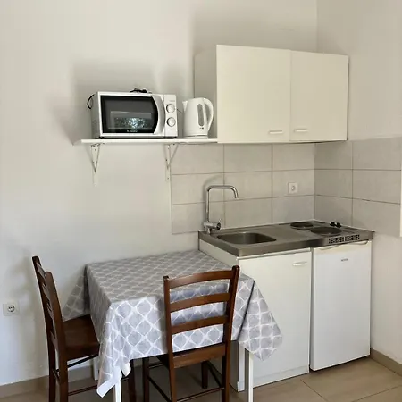 Penzion Small House Biograd Na Moru